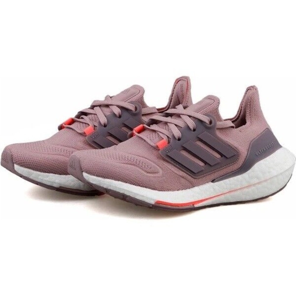 adidas Ultraboost 22
Girls' Grade School GZ3930